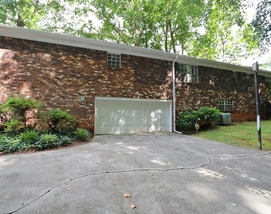 4215 Fawn Lane Se - Photo Thumbnail 22