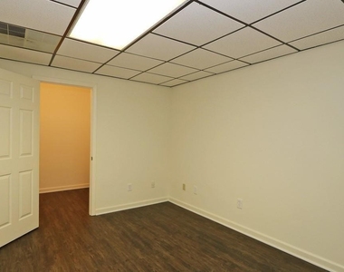 4215 Fawn Lane Se - Photo Thumbnail 19