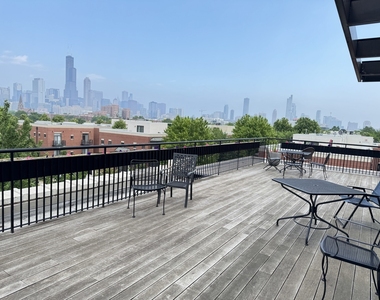 1071 W 15th Street - Photo Thumbnail 18