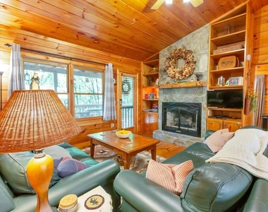9 Briar Creek Road - Photo Thumbnail 1