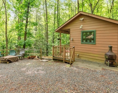 9 Briar Creek Road - Photo Thumbnail 8