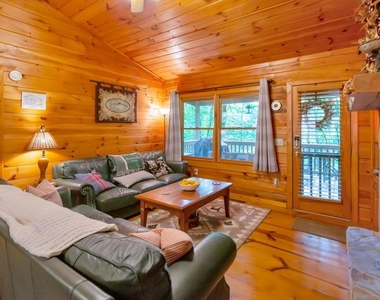 9 Briar Creek Road - Photo Thumbnail 13