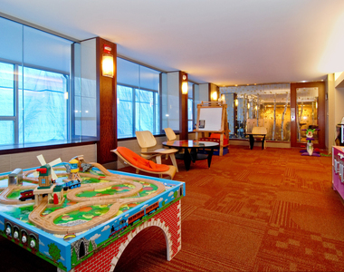 400 E Randolph Street - Photo Thumbnail 25