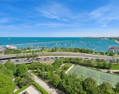 400 E Randolph Street - Photo Thumbnail 7