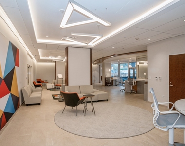 400 E Randolph Street - Photo Thumbnail 36