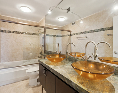 400 E Randolph Street - Photo Thumbnail 11