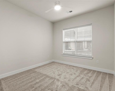2648 Sandy Plains Road - Photo Thumbnail 14