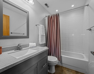 1500 W Monroe Street - Photo Thumbnail 12