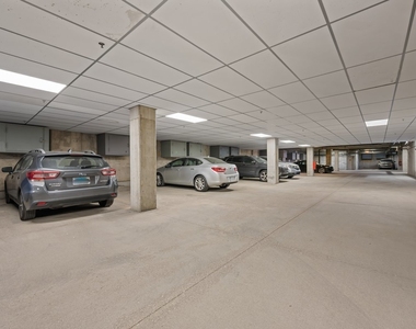 1500 W Monroe Street - Photo Thumbnail 15