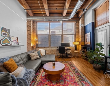 1500 W Monroe Street - Photo Thumbnail 6