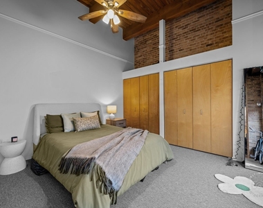 1500 W Monroe Street - Photo Thumbnail 9