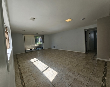 9924 Crawford Avenue - Photo Thumbnail 22