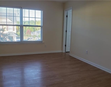 795 Arbor Gate Lane - Photo Thumbnail 31