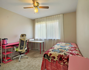 67 W Rustic Lane - Photo Thumbnail 14