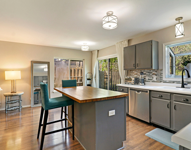 67 W Rustic Lane - Photo Thumbnail 10