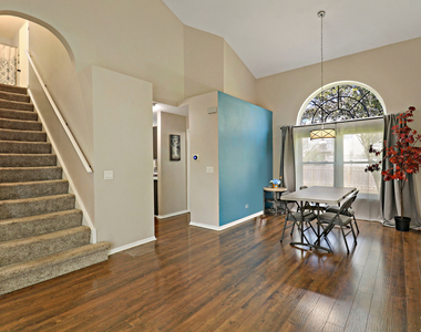67 W Rustic Lane - Photo Thumbnail 4