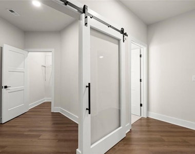 2648 Sandy Plains Road - Photo Thumbnail 11