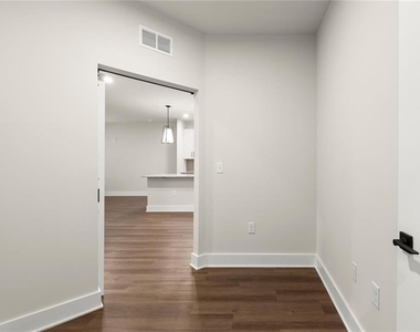 2648 Sandy Plains Road - Photo Thumbnail 13