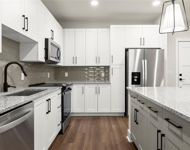 2648 Sandy Plains Road - Photo Thumbnail 4