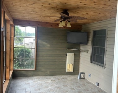 527 Springwood Lane - Photo Thumbnail 11