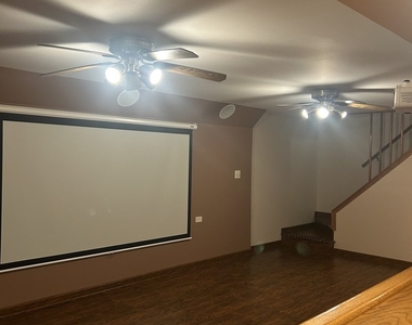 527 Springwood Lane - Photo Thumbnail 14