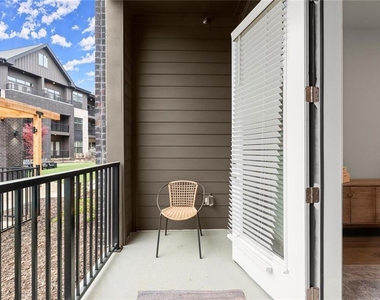 2648 Sandy Plains Road - Photo Thumbnail 29