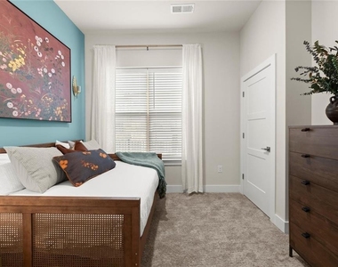 2648 Sandy Plains Road - Photo Thumbnail 12