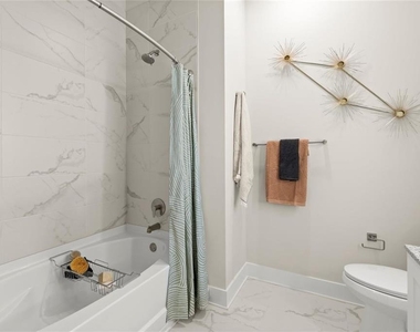2648 Sandy Plains Road - Photo Thumbnail 15