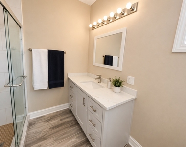 5328 W Leland Avenue - Photo Thumbnail 10