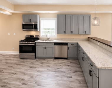 5328 W Leland Avenue - Photo Thumbnail 6