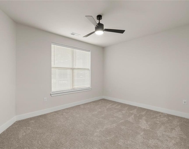 2648 Sandy Plains Road - Photo Thumbnail 16