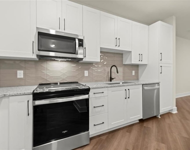 2648 Sandy Plains Road - Photo Thumbnail 7