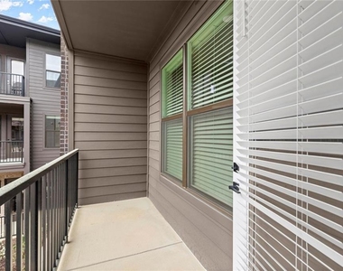 2648 Sandy Plains Road - Photo Thumbnail 24