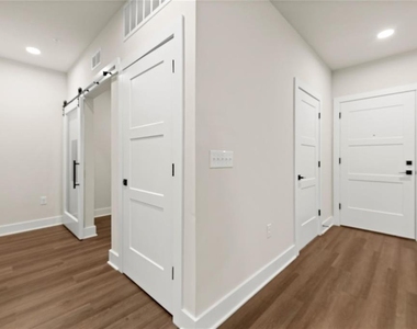 2648 Sandy Plains Road - Photo Thumbnail 4