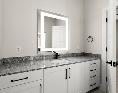 2648 Sandy Plains Road - Photo Thumbnail 24