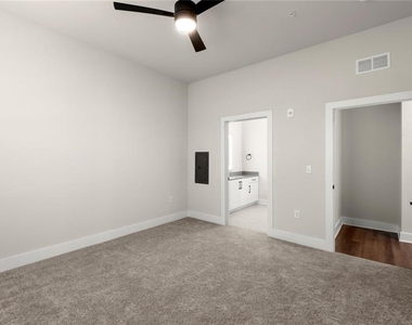 2648 Sandy Plains Road - Photo Thumbnail 20