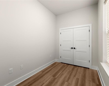 2648 Sandy Plains Road - Photo Thumbnail 12