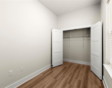 2648 Sandy Plains Road - Photo Thumbnail 13