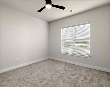 2648 Sandy Plains Road - Photo Thumbnail 22