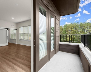 2648 Sandy Plains Road - Photo Thumbnail 18