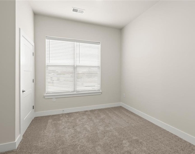2648 Sandy Plains Road - Photo Thumbnail 14