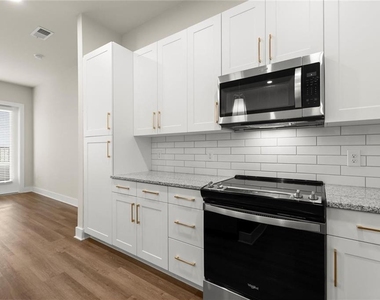 2648 Sandy Plains Road - Photo Thumbnail 5