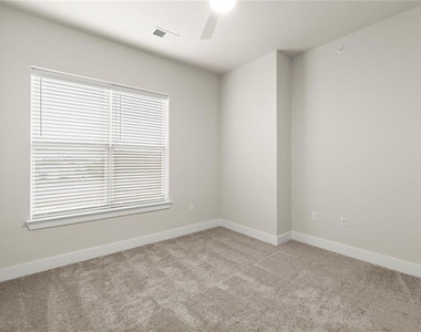 2648 Sandy Plains Road - Photo Thumbnail 17