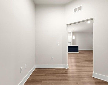 2648 Sandy Plains Road - Photo Thumbnail 16
