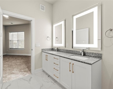 2648 Sandy Plains Road - Photo Thumbnail 28