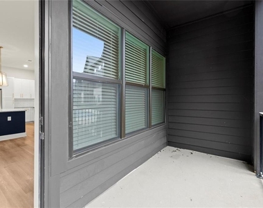2648 Sandy Plains Road - Photo Thumbnail 31