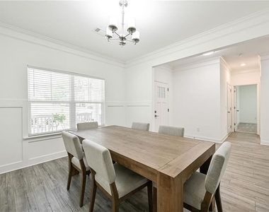58 Laurel Cove Drive - Photo Thumbnail 4