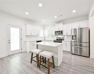 58 Laurel Cove Drive - Photo Thumbnail 13