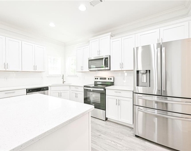 58 Laurel Cove Drive - Photo Thumbnail 10