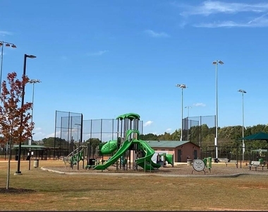 58 Laurel Cove Drive - Photo Thumbnail 54